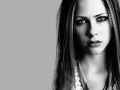   - Avril Lavigne 009 >>>