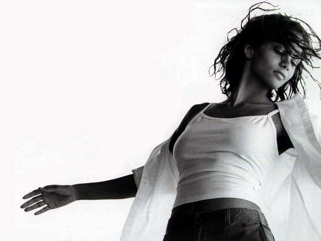     :  :   - Halle Berry 010