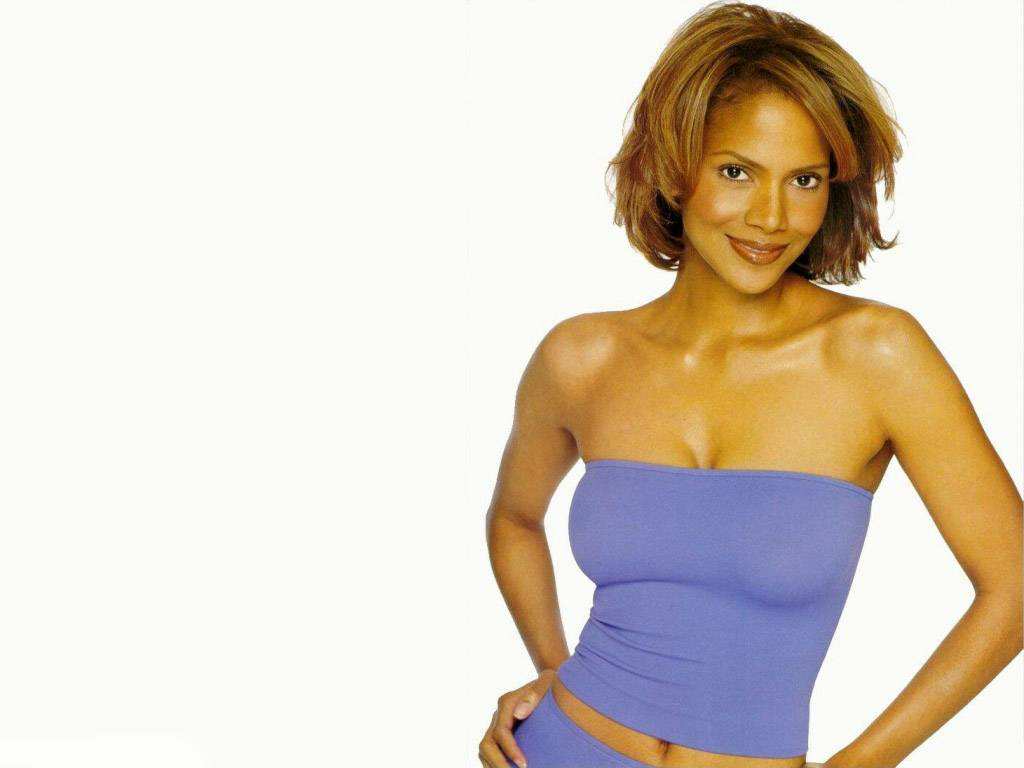     :  :   - Halle Berry 012