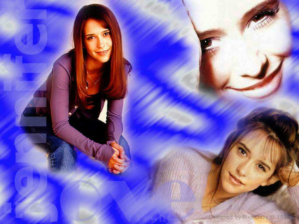    :  :    - Jennifer Love Hewitt 018