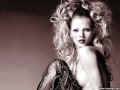   - Kate Moss 002 >>>